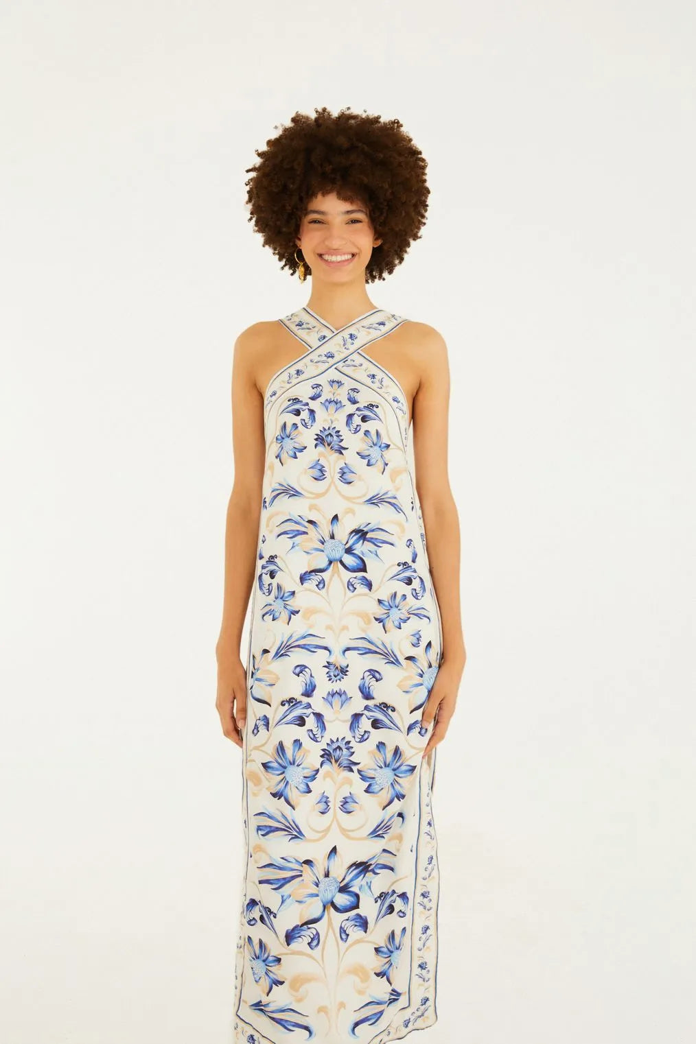 Close-up da estampa Azulejaria do Vestido Cropped Farm, destacando textura e acabamento